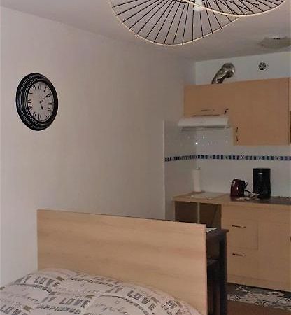 Agreable Logement Proche De La Gare Et Du Polygone Daire Béziers Dış mekan fotoğraf